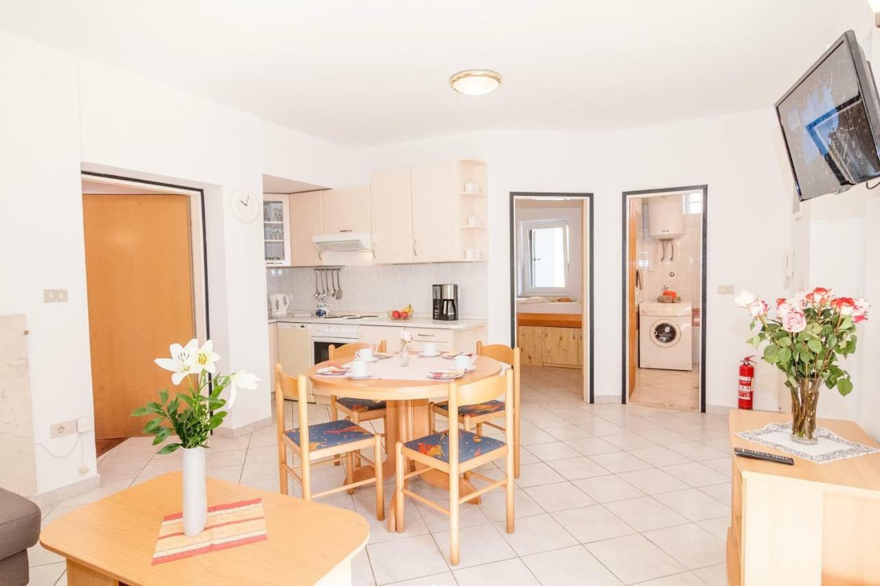 Villa California Porec Ngoại thất bức ảnh